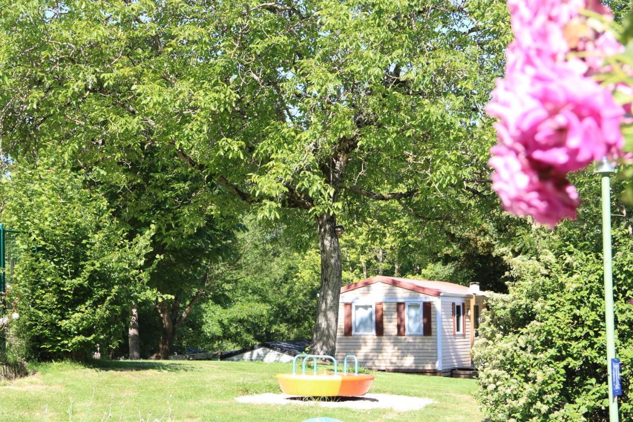 Camping Domaine De Mepillat Saint-Nizier-le-Bouchoux Zewnętrze zdjęcie