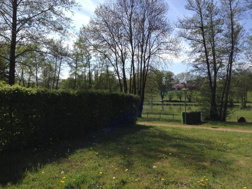 Camping Domaine De Mepillat Saint-Nizier-le-Bouchoux Pokój zdjęcie