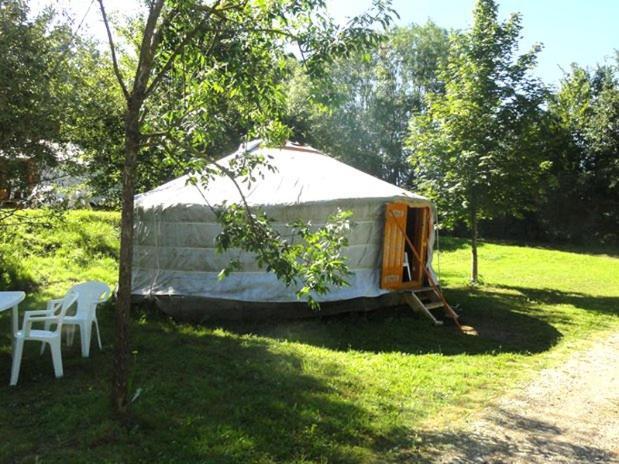 Camping Domaine De Mepillat Saint-Nizier-le-Bouchoux Zewnętrze zdjęcie